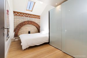 Photo 16- click for photo gallery